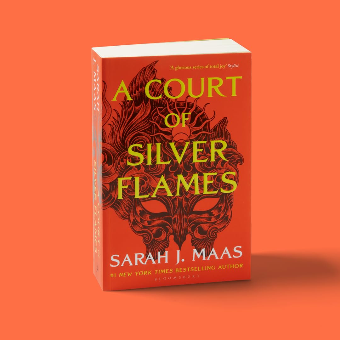 A Court of Silver Flames: The No.1 bestselling series